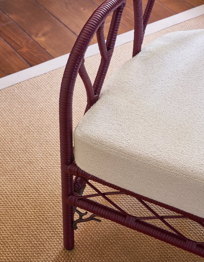 FSXBONACINA_Antonia_Armchair_Aubergine_Detail_01_G6533