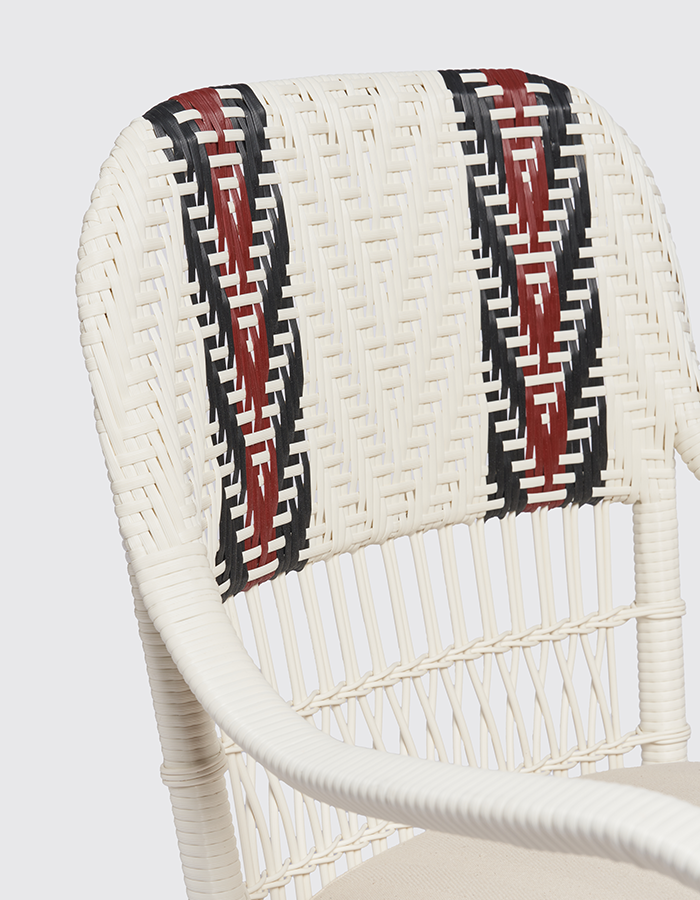 Sienna_dining_chair_out_alabastro_detail_02_700(3)