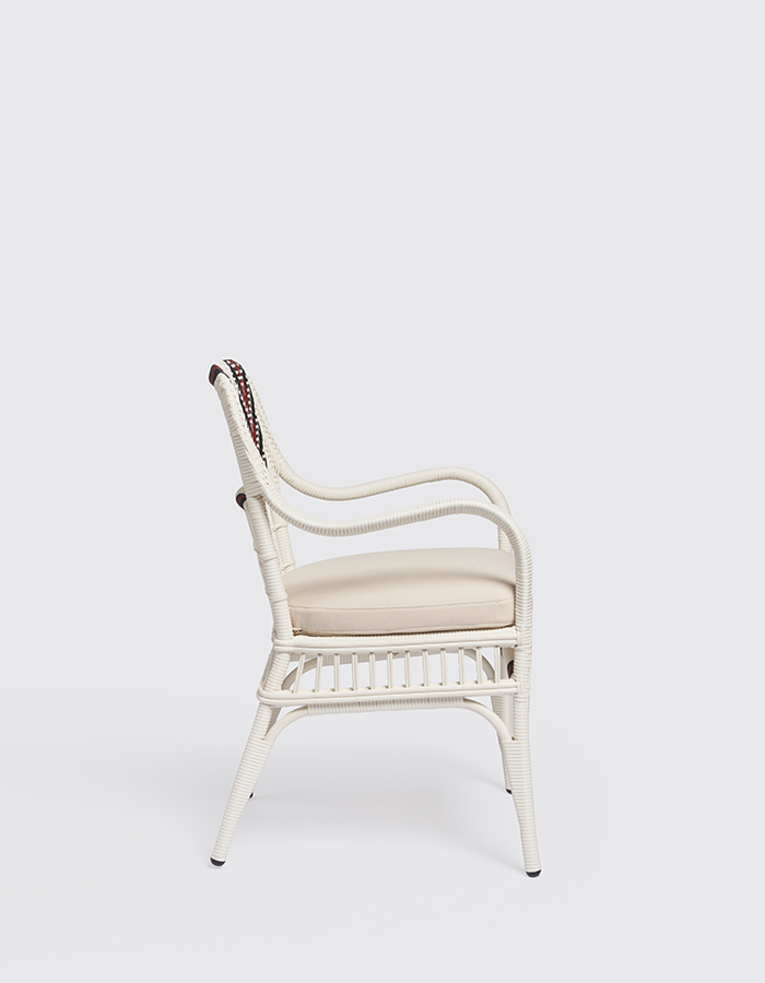 Sienna_dining_chair_out_alabastro_side_01_700(4)