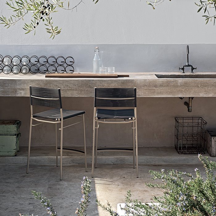 bonacina_outdoor_miss-b-stool_out_dettaglio