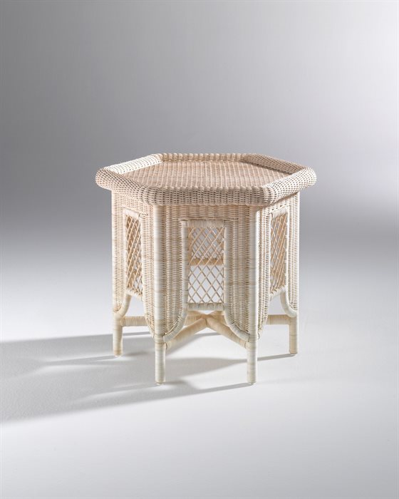 Exagonal Table